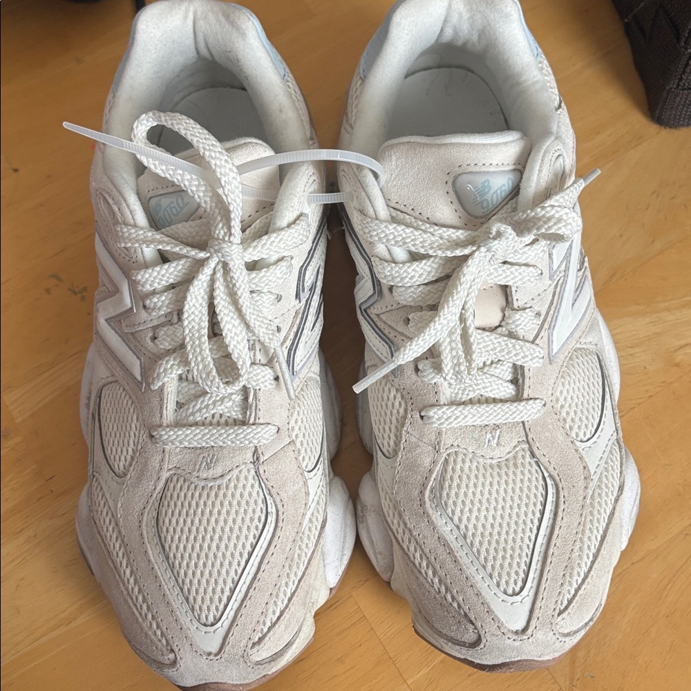 New Balance 9060  Women's Sneakers - Picture 5 of 12